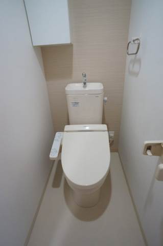 トイレ　別号室
