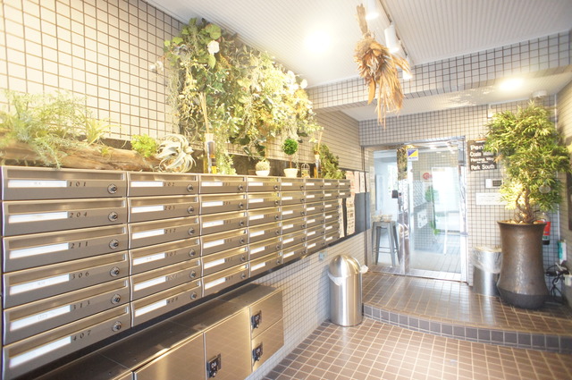 その他共有部分　直接お部屋に投函されない集合ポストあります♪