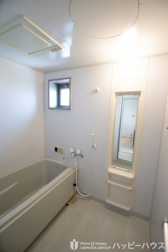 バス・シャワールーム　※別部屋のため、参考画像となります。