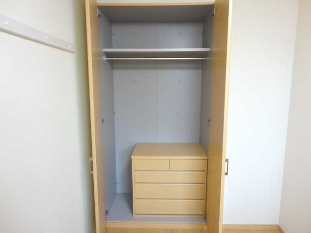 収納　クローゼット