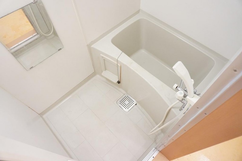 バス・シャワールーム　浴室