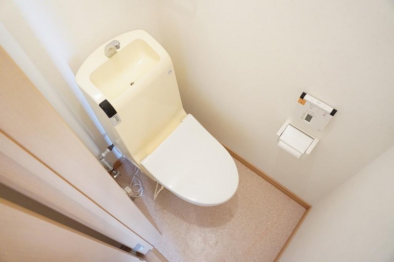 トイレ　トイレ