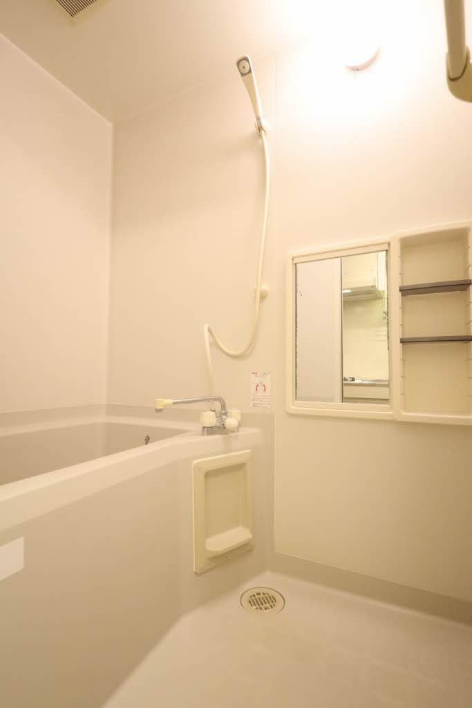 居室・リビング　■洋室