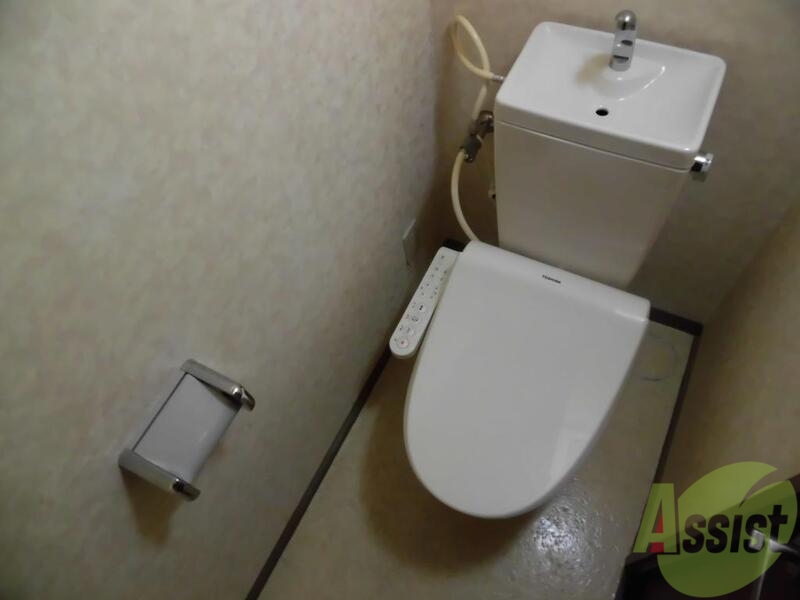 トイレ　綺麗に掃除しました