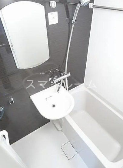 バス・シャワールーム　※別部屋参考写真です