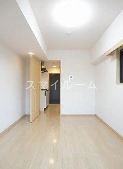 居室・リビング　※別部屋参考写真です