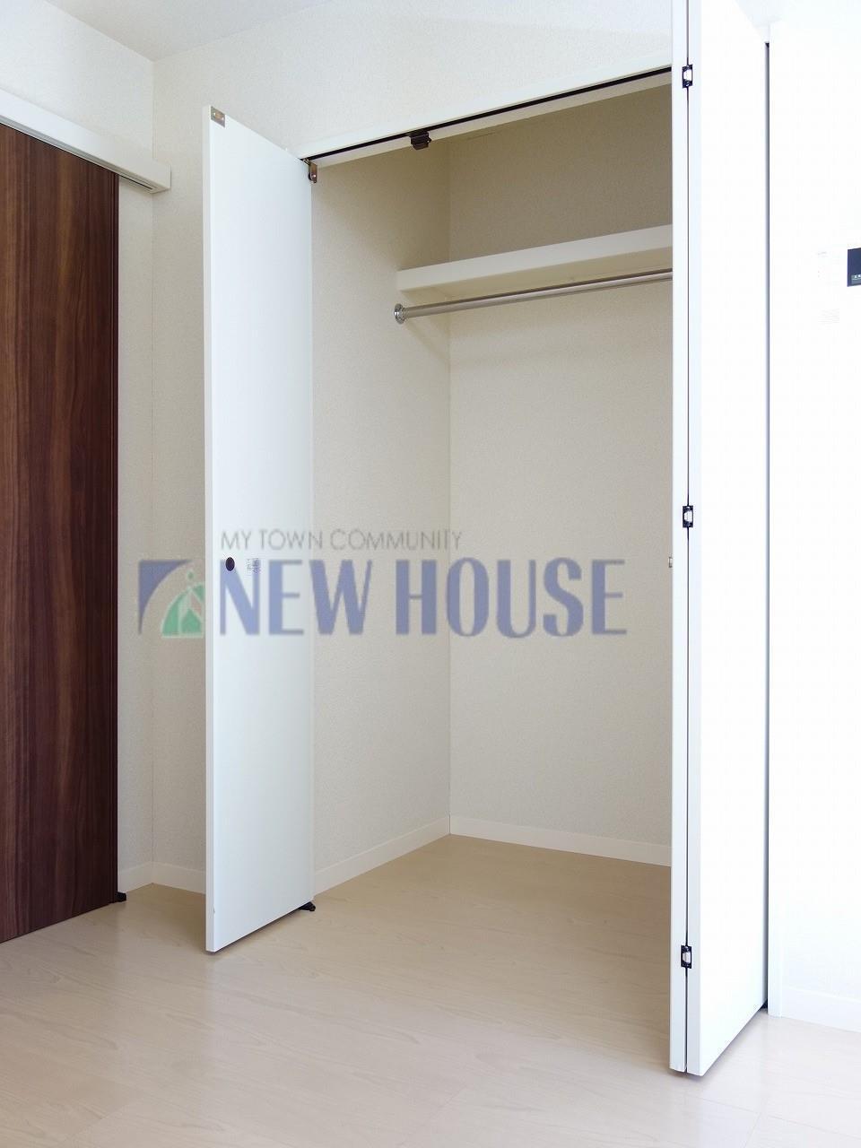 収納　クローゼットは奥行きがあります