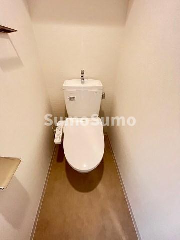 トイレ　清潔感のあるトイレです