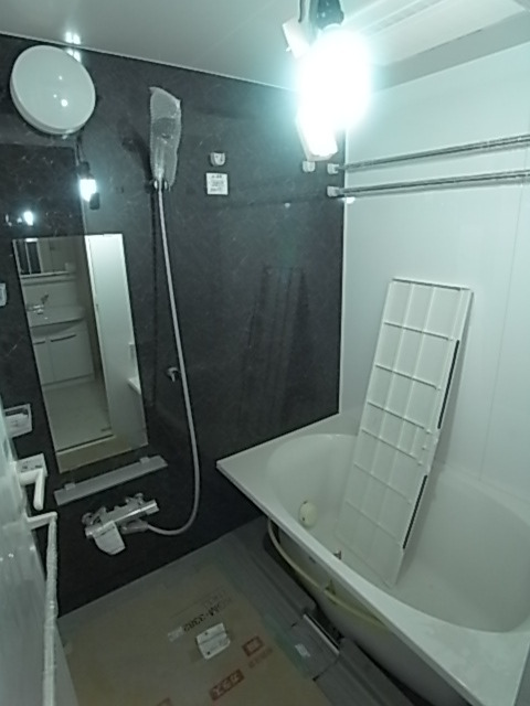 バス・シャワールーム　バスルーム