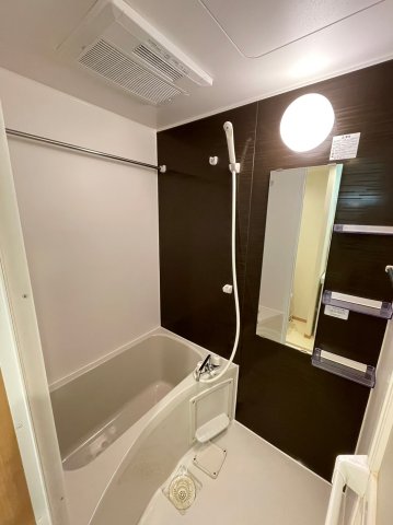 バス・シャワールーム　別部屋写真参考