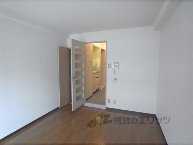 居室・リビング　居室