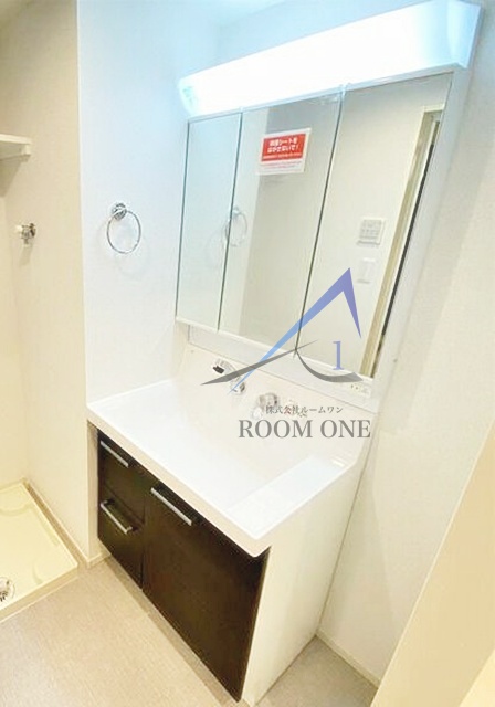 洗面設備　洗面台です。