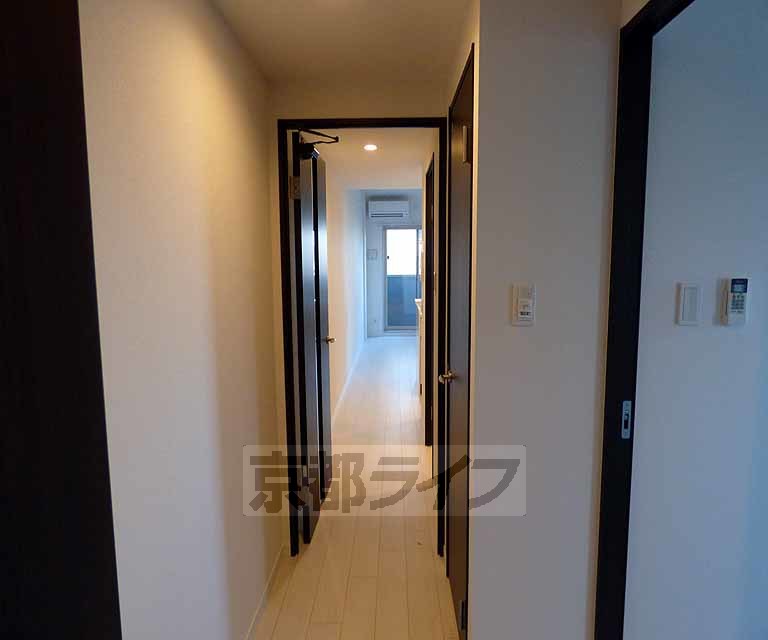 その他部屋・スペース　白を基調にしたお部屋です。