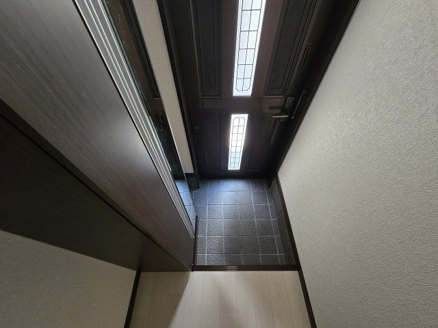 玄関　落ち着いた玄関です