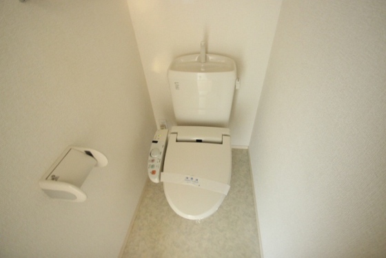 トイレ　※別部屋の写真です