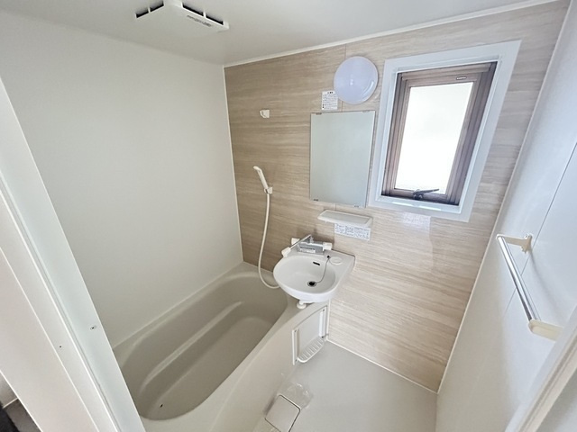 バス・シャワールーム　別号室の写真です。