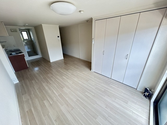 居室・リビング　別号室の写真です。