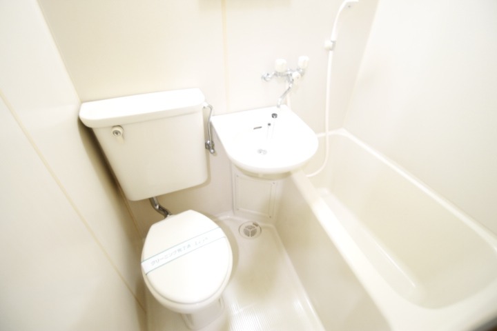 トイレ　※他部屋参考写真