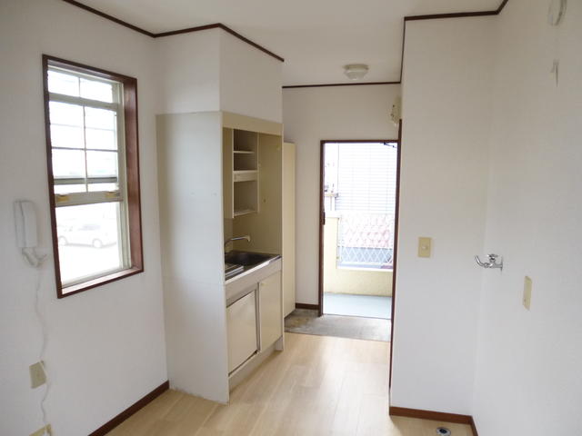 居室・リビング　ルミネ代官