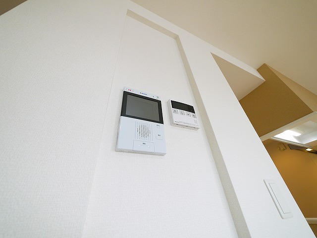 セキュリティ　モニター付きインターホンです