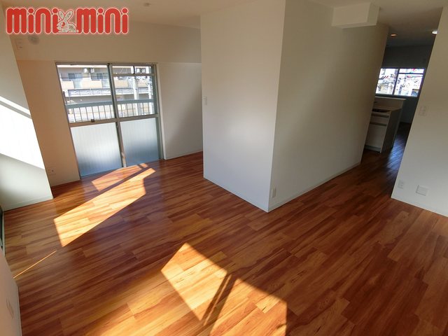 その他部屋・スペース　明るい洋室です。