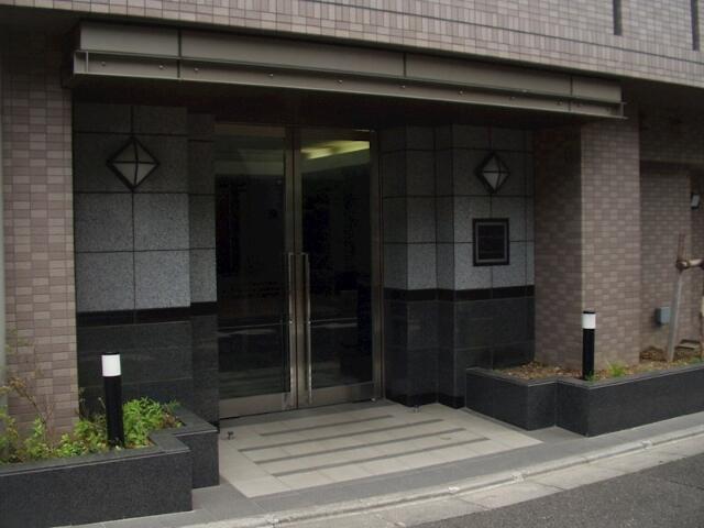 エントランス　共用部分入り口