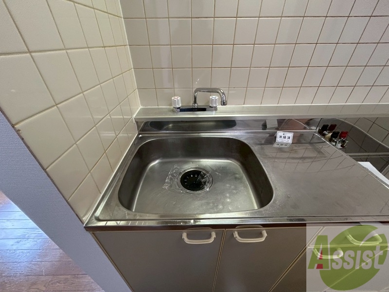 洗面設備　こちらに洗面台があります。朝の洗顔はこちらで。