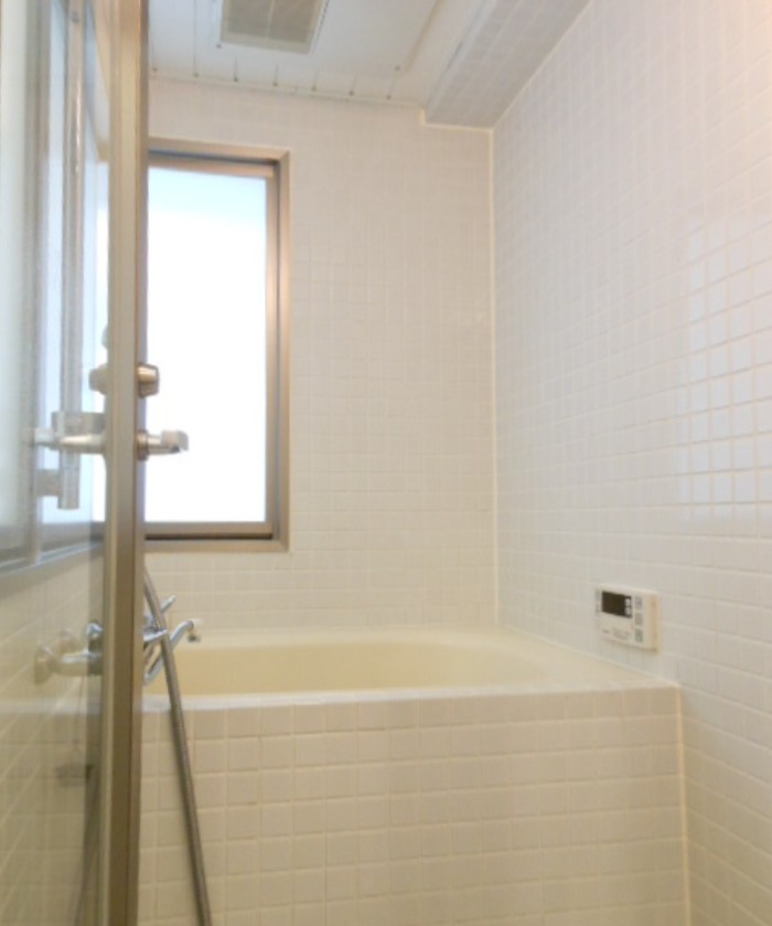 バス・シャワールーム　風呂