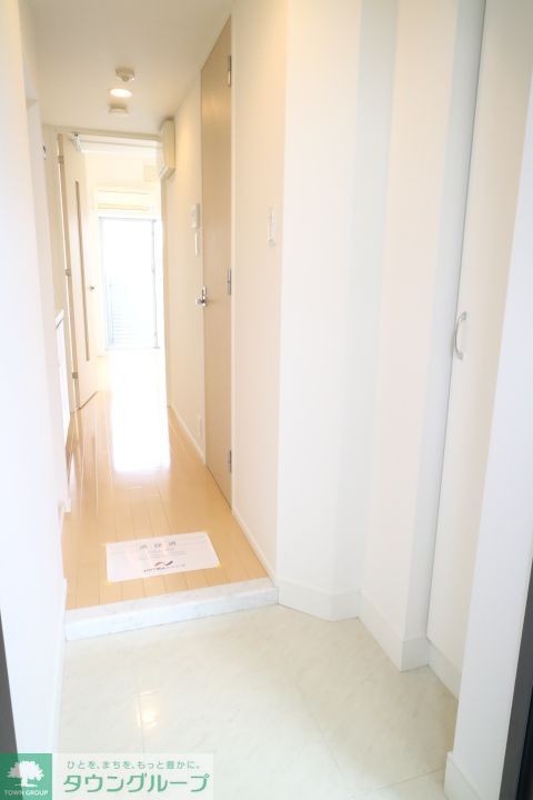 玄関　※参考写真