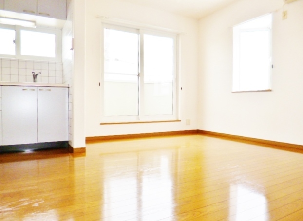 居室・リビング　※写真は別号室です