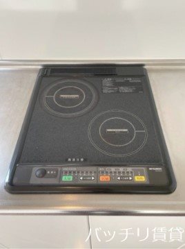 キッチン　写真は同タイプの別室参考写真になります。