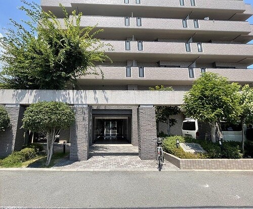 エントランス　アプローチ　※2023年07月撮影