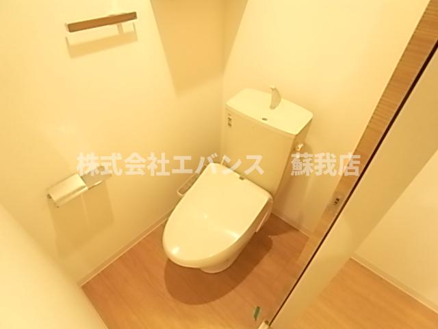 トイレ　清潔感のあるトイレです