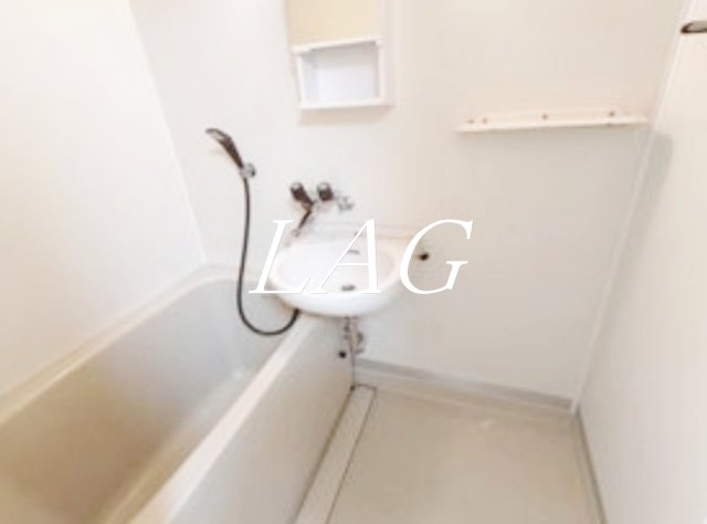 バス・シャワールーム　お風呂です。