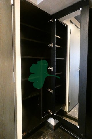 玄関　下駄箱もしっかりついてます！