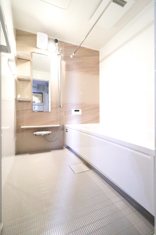 バス・シャワールーム　図面と現状に相違がある場合には現状を優先