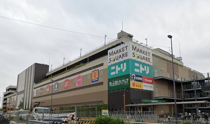ショッピングセンター　マーケットスクエア川崎イースト（ショッピングセンター）まで483m
