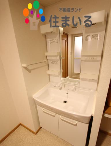 洗面設備　※同型タイプとなります。