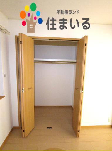 収納　※同型タイプとなります。