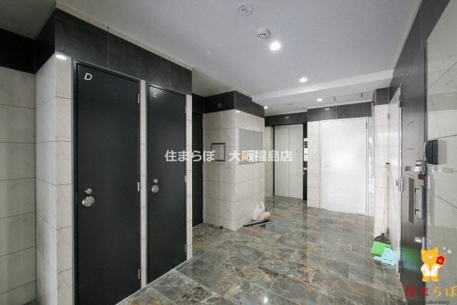 エントランス　共用部の印象も大切に