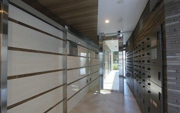 エントランス　毎日通るエントランス♪