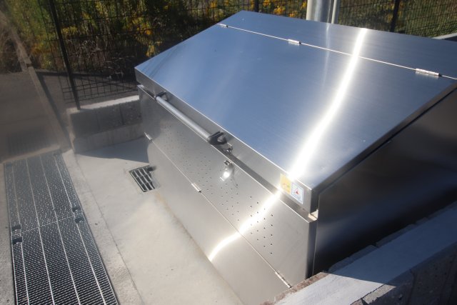 エントランス　ゴミステーション