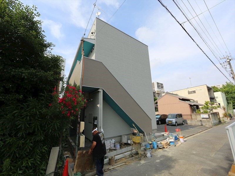 建物外観　外観　デザイナーズ　光インターネット無料