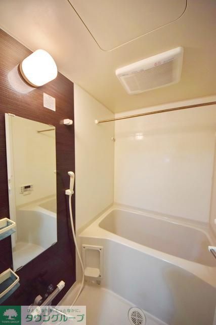 バス・シャワールーム　★清潔感のあるバスルームです★
