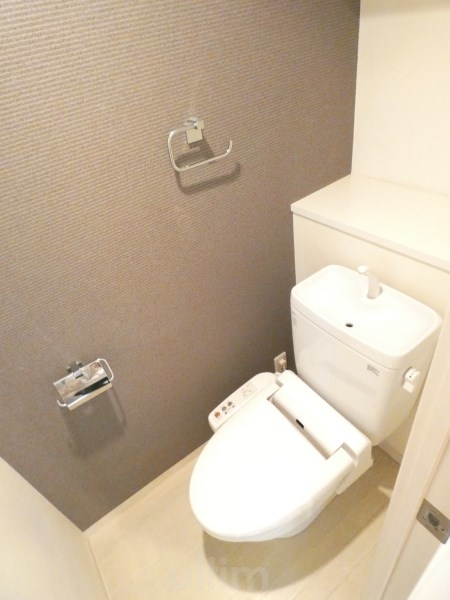 トイレ　※別のお部屋のお写真です。御参考までに。