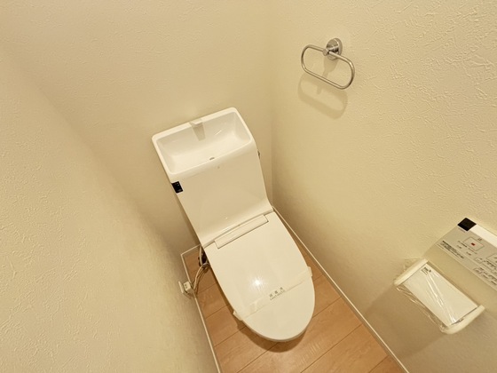 トイレ　シャワー付きトイレ