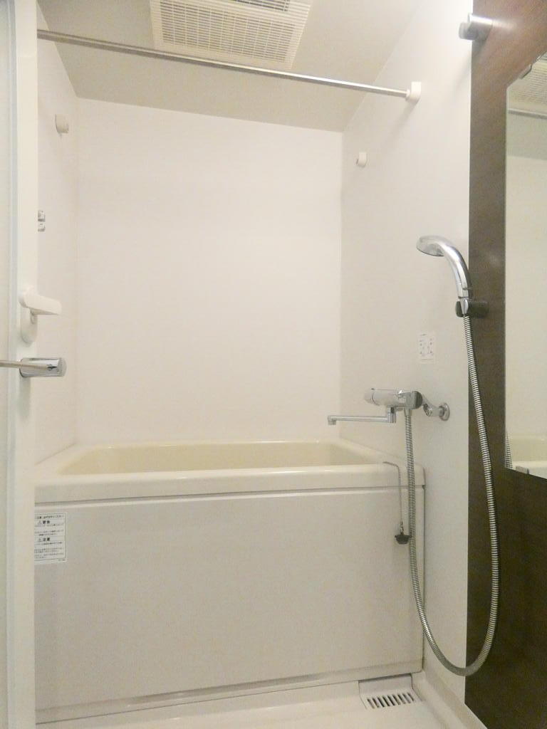 バス・シャワールーム　バス※別部屋参考写真