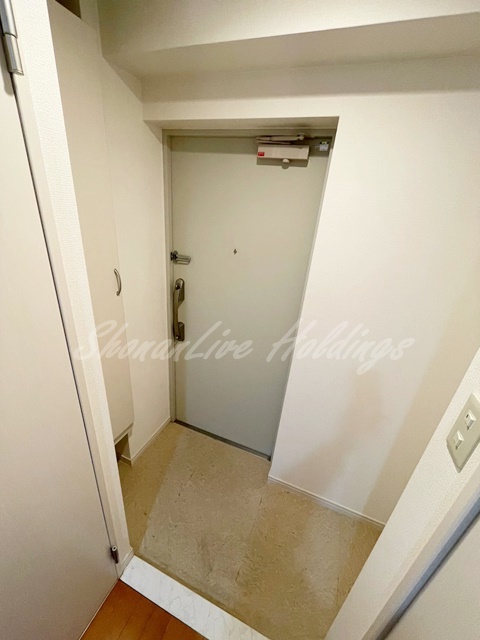 玄関　シューズボックスございます♪