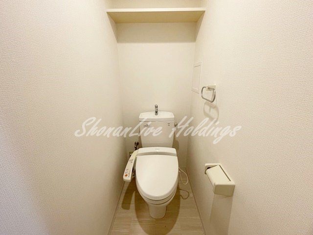 トイレ　温水洗浄便座付き♪