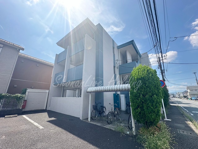 建物外観　鉄筋コンクリート造マンション♪